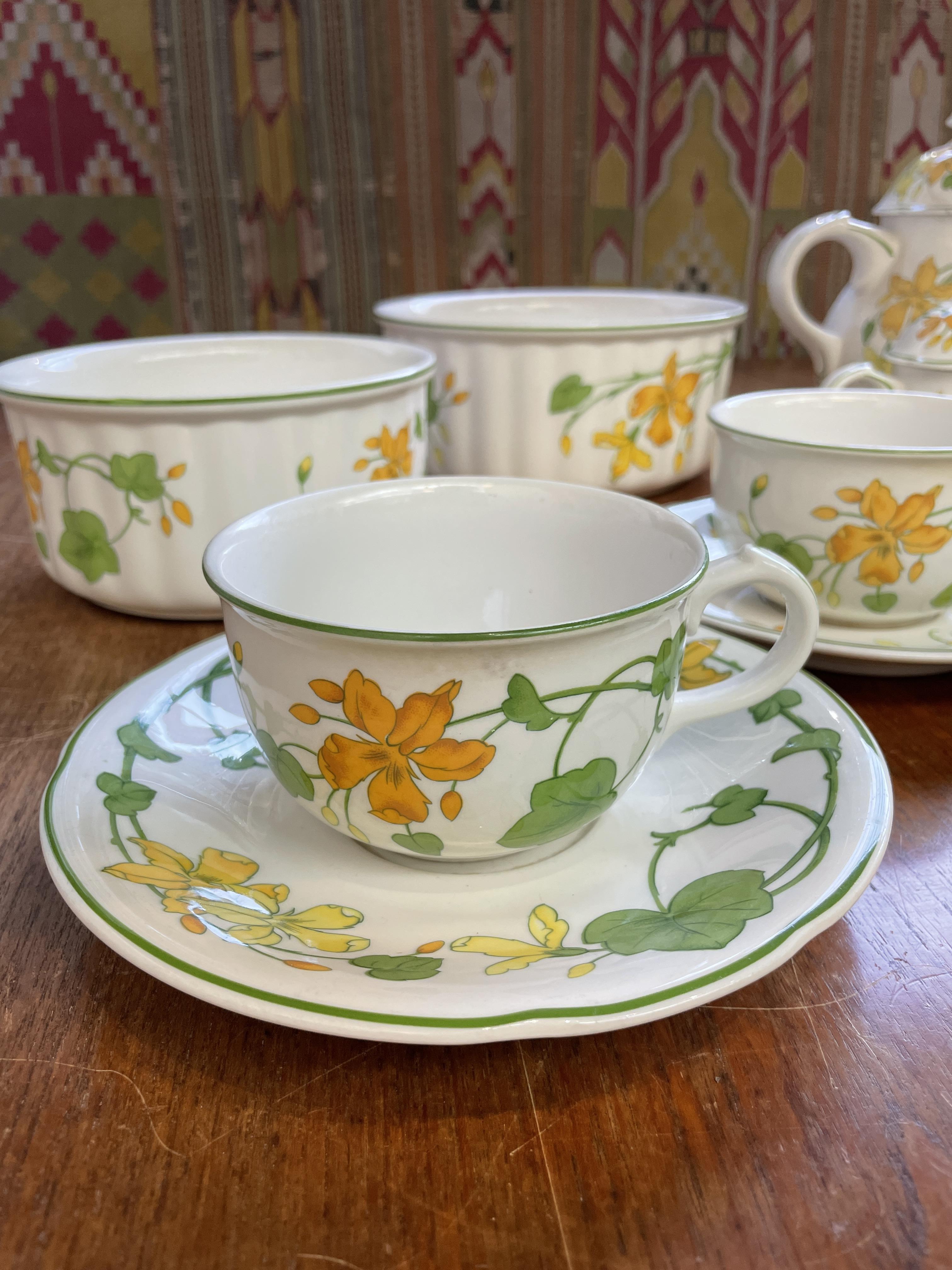 【ドイツビンテージ】ビレロイ&ボッホ★アマポーラ★ディナー皿　5枚　送料無料 ドイツビンテージ】ビレロイ&ボッホ☆アマポーラ☆ディナー皿 5枚 送料