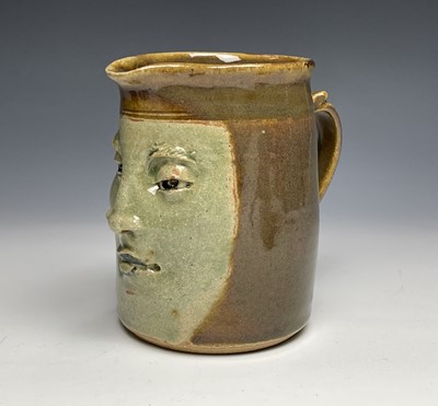 Lot 1134 - A collection of Alan Brough studio pottery to...