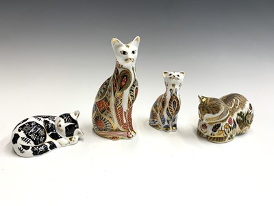 Lot 1156 - Four Royal Crown Derby cat paperweights...