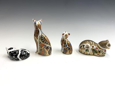 Lot 1156 - Four Royal Crown Derby cat paperweights...