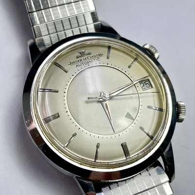Lot 935 - A rare Jaeger LeCoultre MEMOVOX alarm...