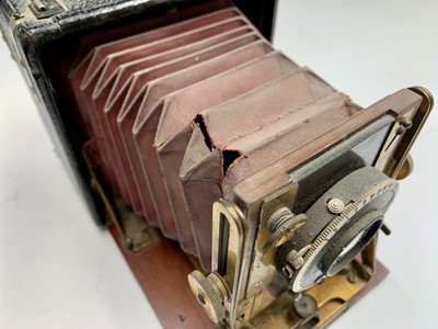 Lot 261 - A Butchers Famous Cameras Popular Pressman...