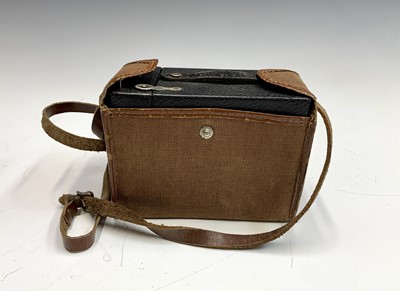 Lot 261 - A Butchers Famous Cameras Popular Pressman...