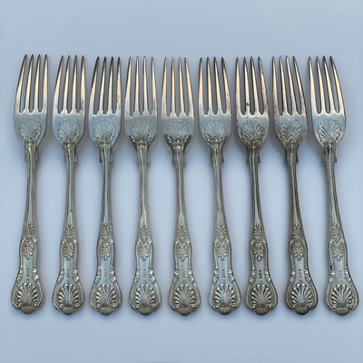 Lot 6 - A modern silver set of nine Kings Pattern...