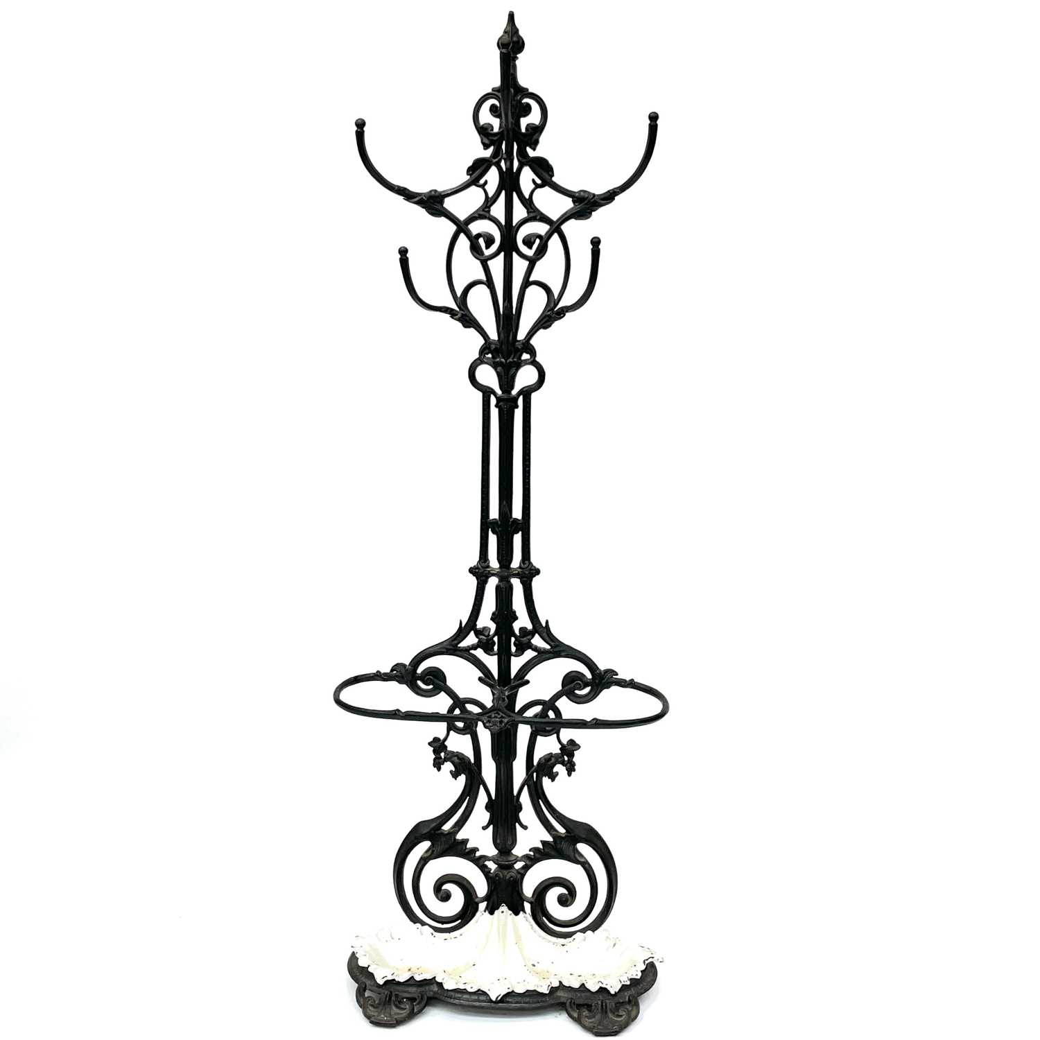 Lot 3049 - A Victorian Coalbrookdale cast iron hall