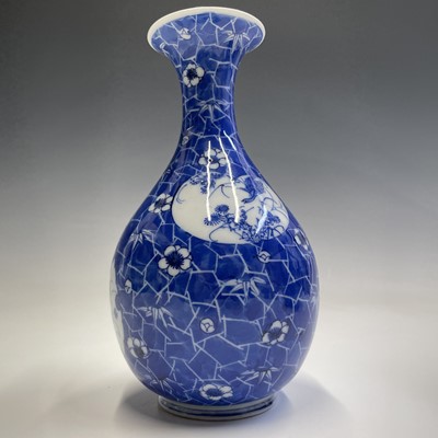 Lot 105 - A Japanese blue and white porcelain vase, 20th...