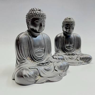 Lot 125 - A pair of Chinese bronze buddhas, 20th century,...
