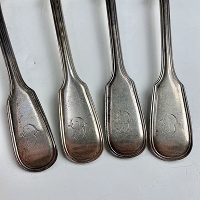Lot 25 - A William IV silver set of four fiddle thread...