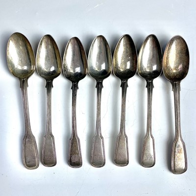 Lot 32 - A set of five George III silver fiddle and...