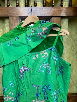 Lot 265 - Miscellaneous Chinese silks in one box.