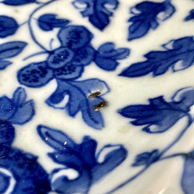Lot 51 - A Chinese export porcelain blue and white...