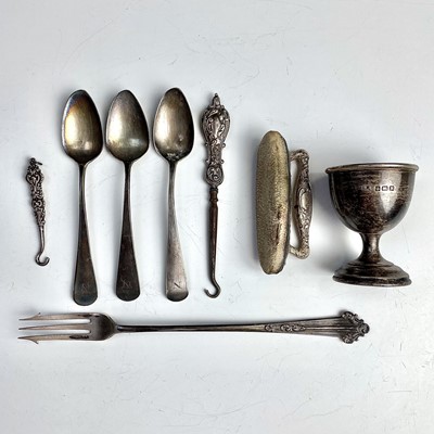 Lot 68 - Miscelleneous silver including an egg cup, set...