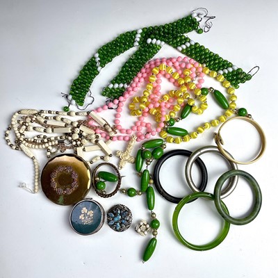 Lot 897 - A collection of costume jewellery, including...