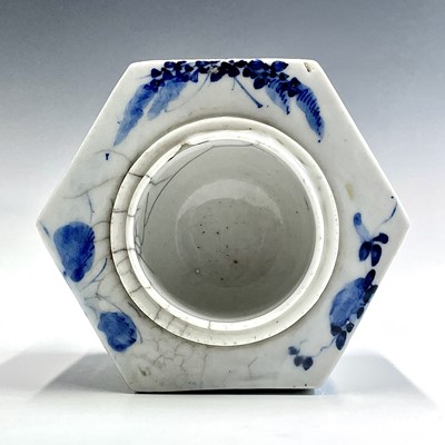 Lot 136 - A Chinese blue and white porcelain hexagonal...