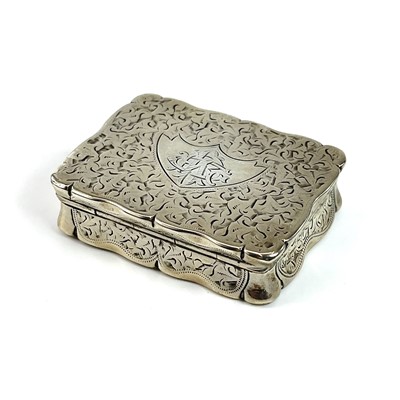 Lot 1 - A Victorian silver snuff box with engraved...