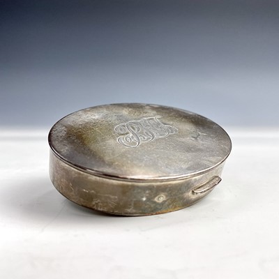 Lot 80 - A Steling silver ladies powder compact, of...