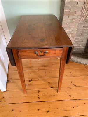 Lot 368 - A George III elm Pembroke table, with a single...