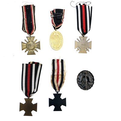 Lot 228 - Germany WWI Medals - 5 Medals and Badge....