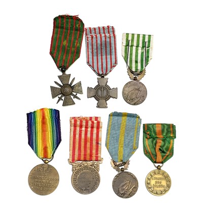 Lot 223 - France WWI Medals - 7 Medals. Medal...