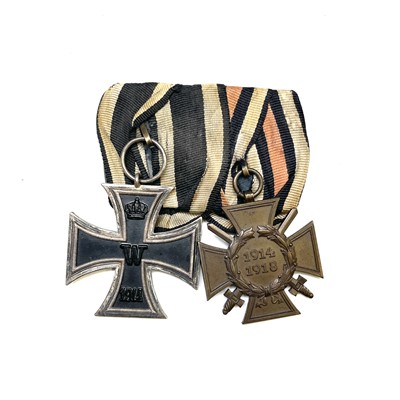 Lot 225 - Germany WWI - Iron Cross Medal pair.