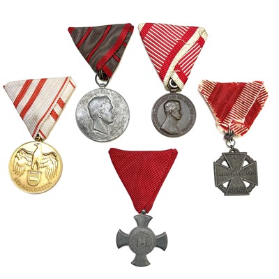Lot 209 - Austria / Hungary WWI Medals - 5 Medals....