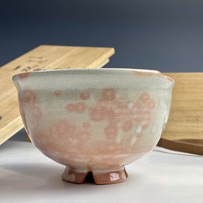 Lot 172 - Two Japanese pottery chawan, circa 1970's,...