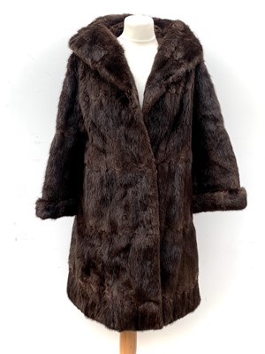 Lot 2814 - A fine quality fur jacket together with a fur...