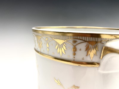 Lot 901 - A Derby Porcelain porter mug, circa 1820,...