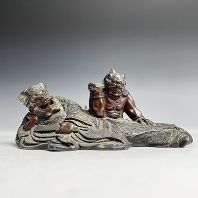 Lot 221 - A Chinese bronze group, early 20th century,...