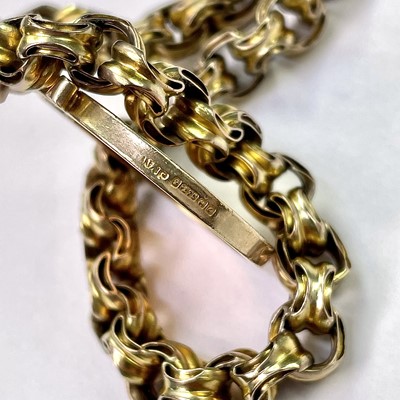 Lot 681 - A 9ct gold fancy belcher link bracelet with a...