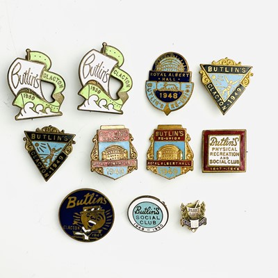 Lot 241 - Early Butlins Badges (x10) and a Gold 15 Year...