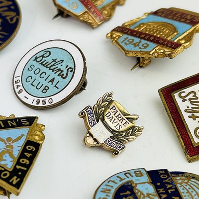 Lot 241 - Early Butlins Badges (x10) and a Gold 15 Year...