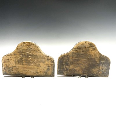 Lot 6 - A pair of carved giltwood wall brackets, circa...
