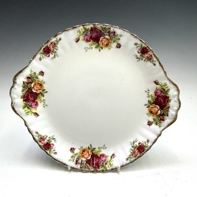 Lot 886 - Royal Albert Old Country Roses, part service...