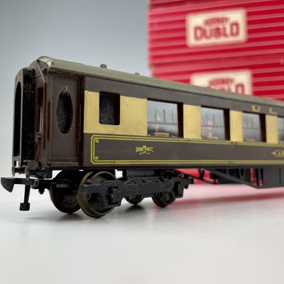 Lot 510 - Hornby Dublo 2 Rail Boxed Pullman Carriages...