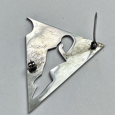 Lot 630 - A 1970's silver modernist brooch signed Suzin...