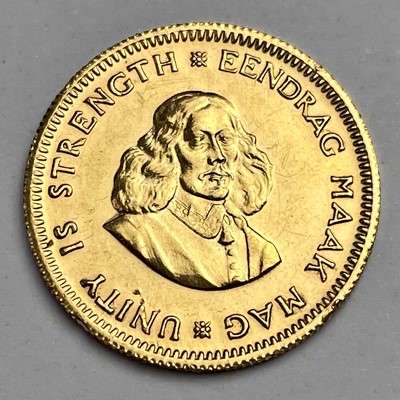 Lot 705 - A 1974 1 Rand 22ct gold coin, 4g.