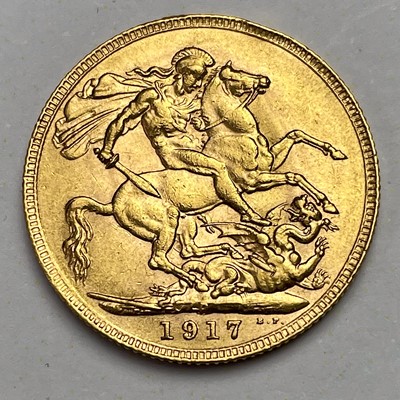 Lot 667 - 1917 full sovereign coin, Perth mint.