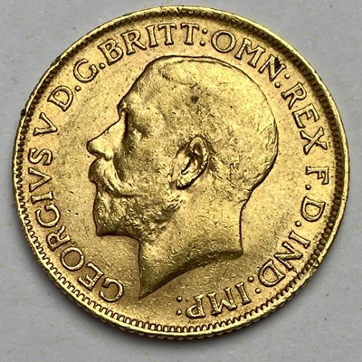 Lot 743 - 1913 full sovereign coin.