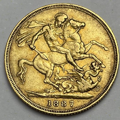 Lot 811 - Victoria 1887 full sovereign coin, jubilee bust.