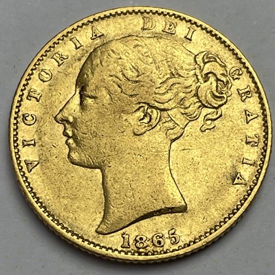 Lot 638 - Victoria 1865 young head full sovereign coin,...