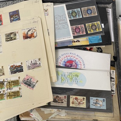 Lot 333 - G.B and Commonwealth Stamps. Large box...