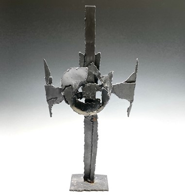 Lot 1524 - June Barrington-Ward Cross Steel sculpture H:63cm