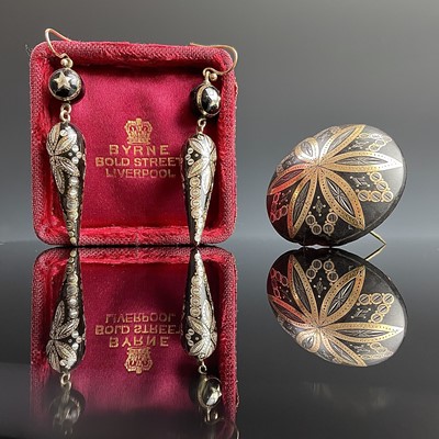 Lot 624 - A pair of Victorian gold and silver pique drop...