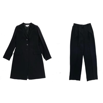 Lot 1016 - Mani, a ladies black trouser suit, size 8.