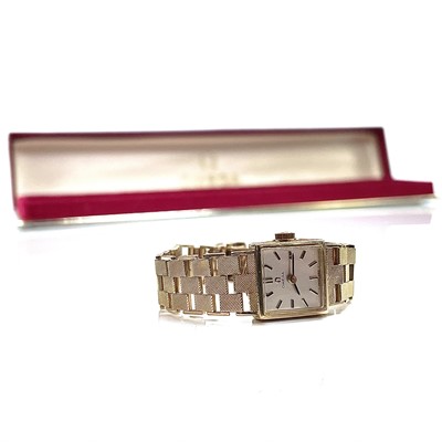 Lot 415 - An Omega 1960's 9ct ladies manual wind...