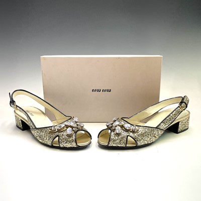 Lot 1024 - Miu Miu Glitter Shiny flat shoes, size 38.5.