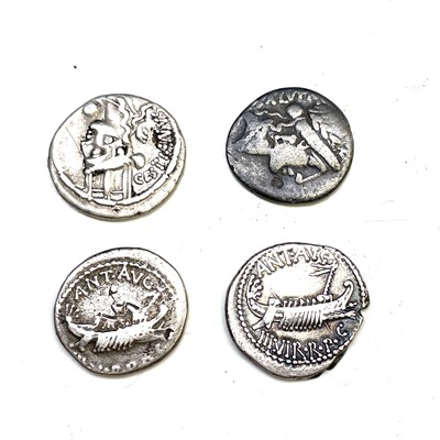 Lot 107 - Roman Republic - Silver Coins. Accumulation of...