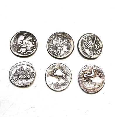 Lot 107 - Roman Republic - Silver Coins. Accumulation of...