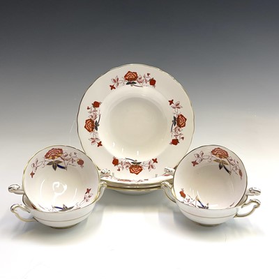 Lot 1060 - A Royal Crown Derby Bali pattern part service,...